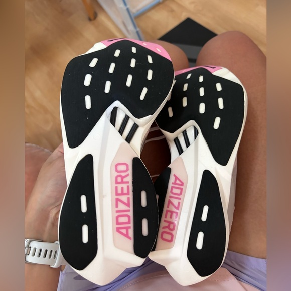 NWT Adidas Adizero Adios Pro 3 Tokyo Edition, Sakura Pink, W 7.5 / M 6.5 - Picture 4 of 5